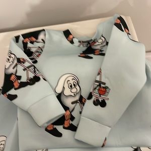 Caroline bossmans outfit for girls. Small stain on sleeve see pc so 3